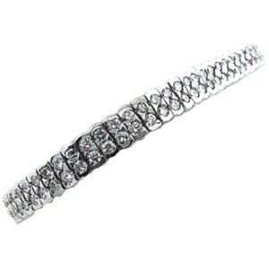 Round Brilliant Cut Diamonds on Prong Set Bracelet